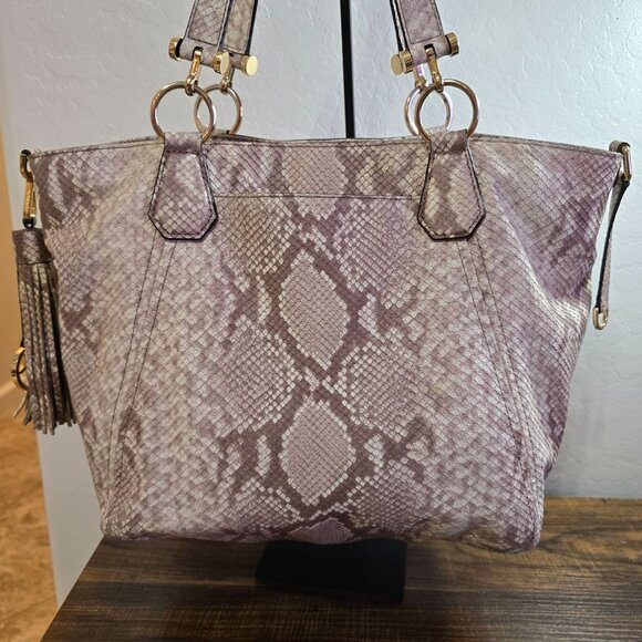 Michael Kors Snakeskin Tote Bag With Gold Hardware & Tassel Accent READ - Picture 12 of 16